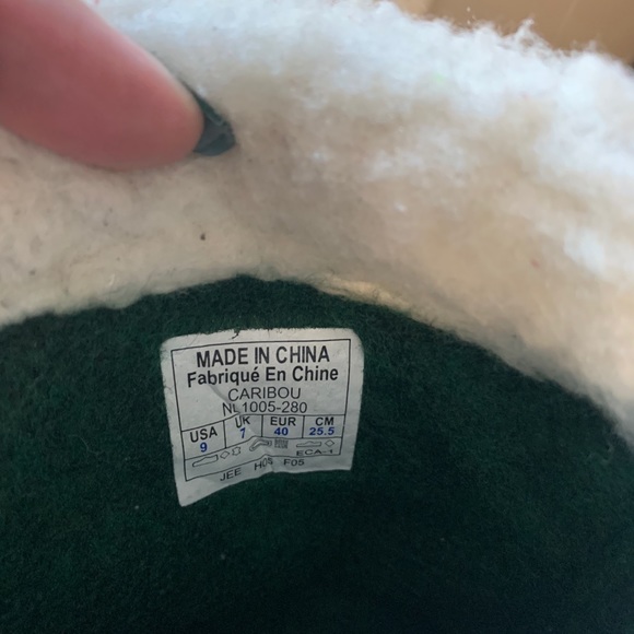 Men’s Sorel Boots, size 9 - Picture 2 of 7